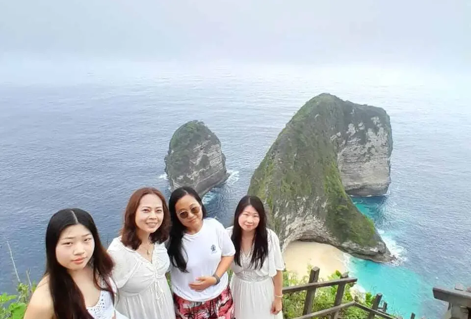 Kelingking Beach Nusa Penida Transport Bali Tour Agency 5