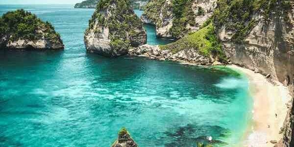Destinasi-Wisata-Diamond-Beach-Nusa-Penida-Transport-Bali-Indonesia-Tour-Agency-2