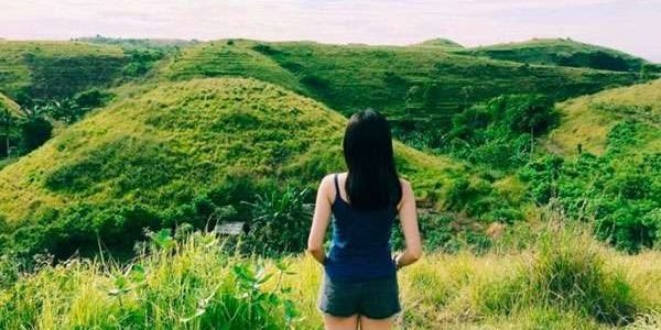 Destinasi-Wisata-Teletubbies-Hills-Nusa-Penida-Transport-Bali-Indonesia-Tour-Agency-1