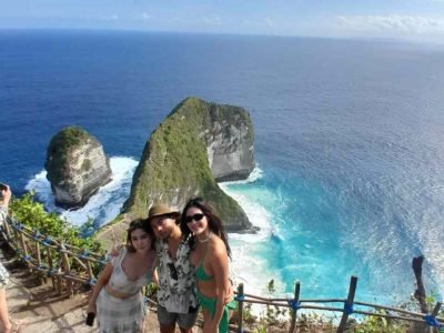 Kelingking-Beach-Nusa-Penida-Transport-Bali-Tour-Agency- (2)