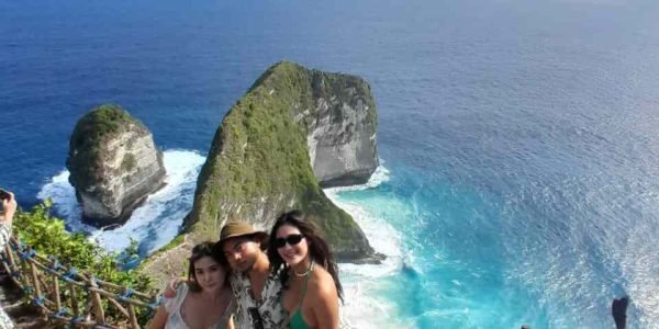 Kelingking-Beach-Nusa-Penida-Transport-Bali-Tour-Agency- (2)