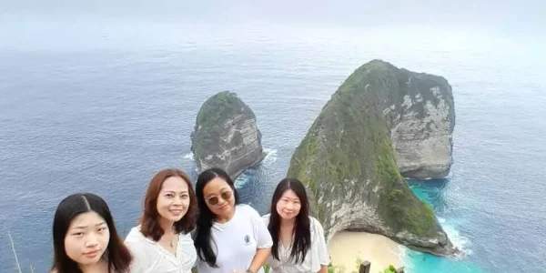 Kelingking-Beach-Nusa-Penida-Transport-Bali-Tour-Agency- (5)