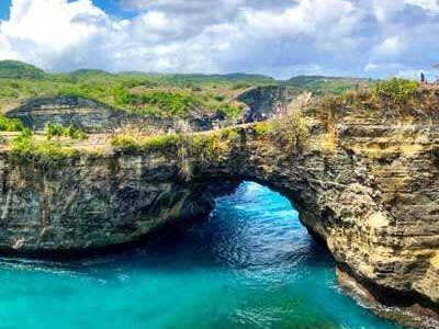 Obyek Wisata Broken Beach